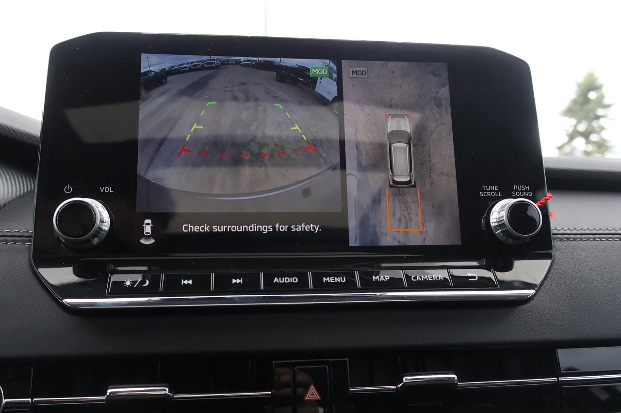 2024 Mitsubishi Outlander | | Sunroof | Photo