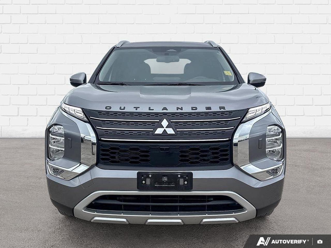 2024 Mitsubishi Outlander | | Sunroof | Photo