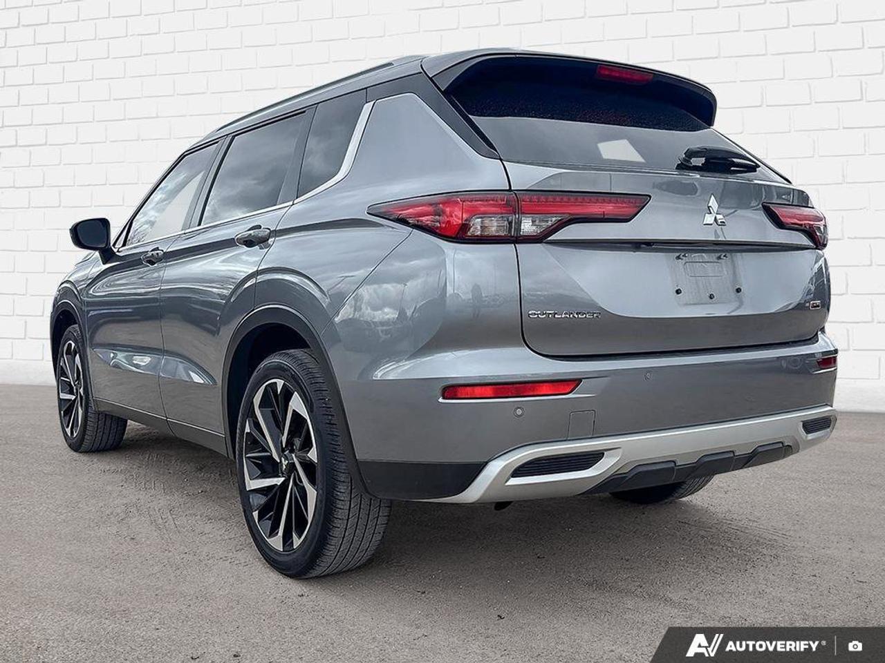 2024 Mitsubishi Outlander | | Sunroof | Photo4