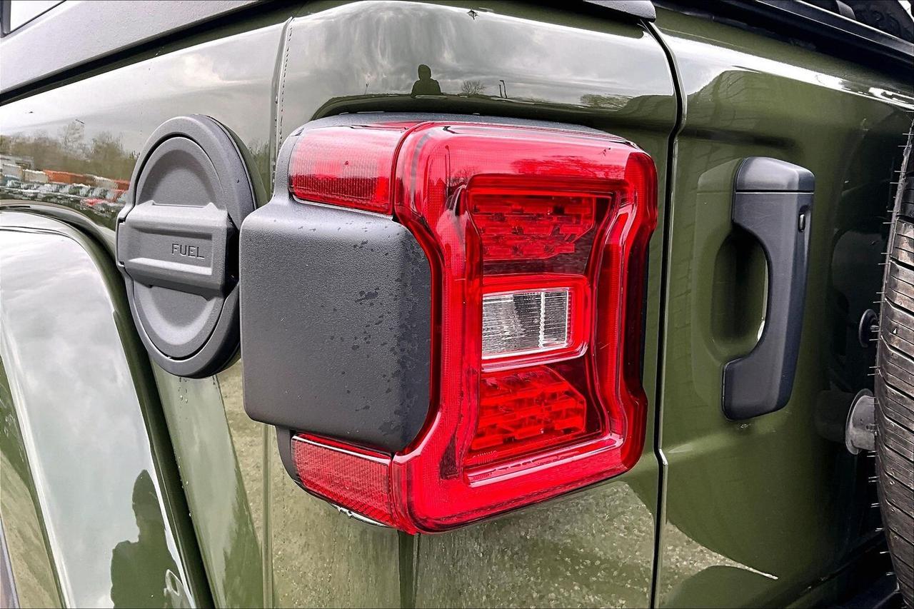 2024 Jeep Wrangler Sahara V6 | Heated Seats | Alpine | NAV | 4X4 Photo