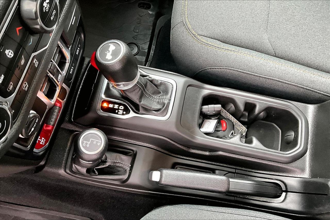 2024 Jeep Wrangler Willys 4Dr | Heated Seats | 12.3" Screen | 4X4 Photo