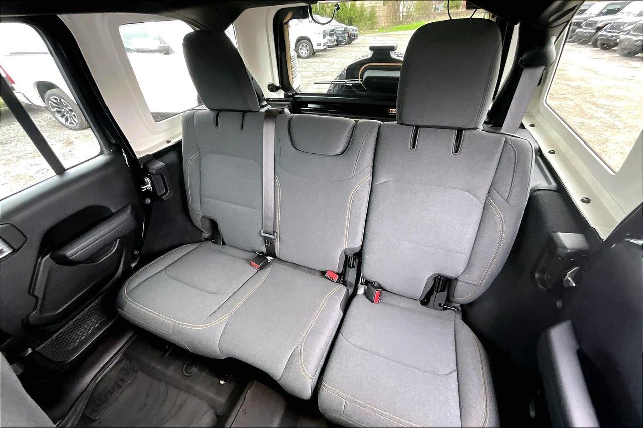 2024 Jeep Wrangler Willys 4Dr | Heated Seats | 12.3" Screen | 4X4 Photo