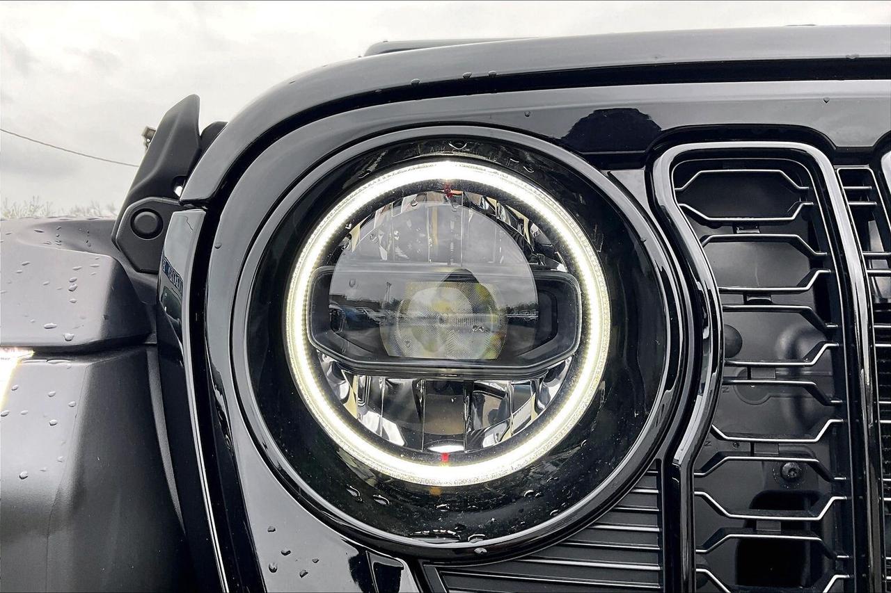 2024 Jeep Wrangler Willys 4Dr | Heated Seats | 12.3" Screen | 4X4 Photo