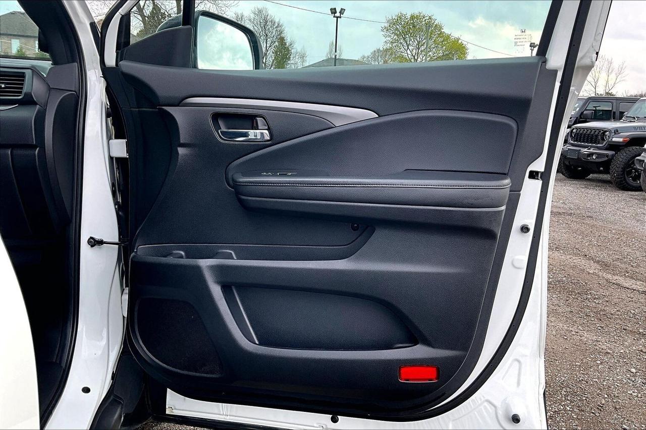 2021 Honda Passport EX-L | Heated Leather | Sunroof | SafetyTech | AWD Photo