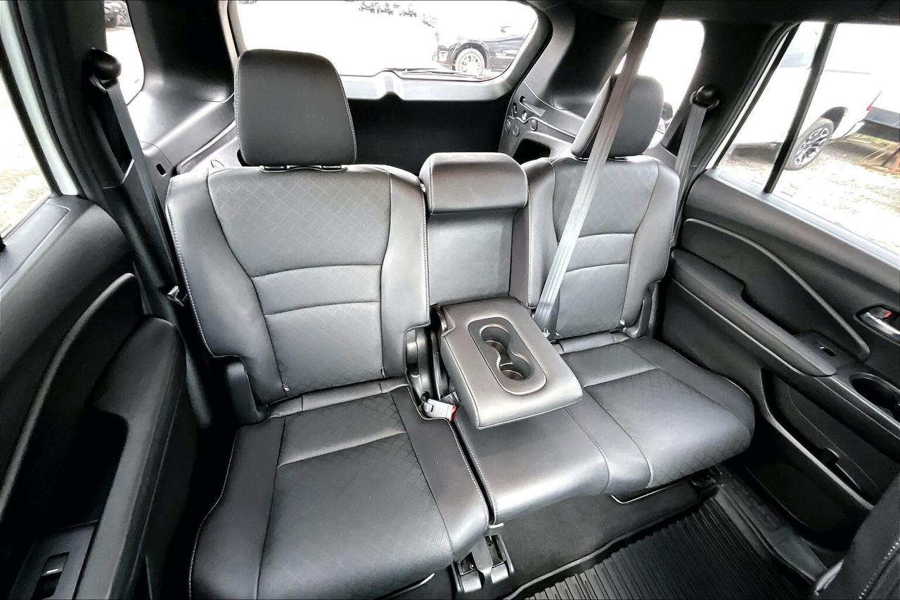 2021 Honda Passport EX-L | Heated Leather | Sunroof | SafetyTech | AWD Photo