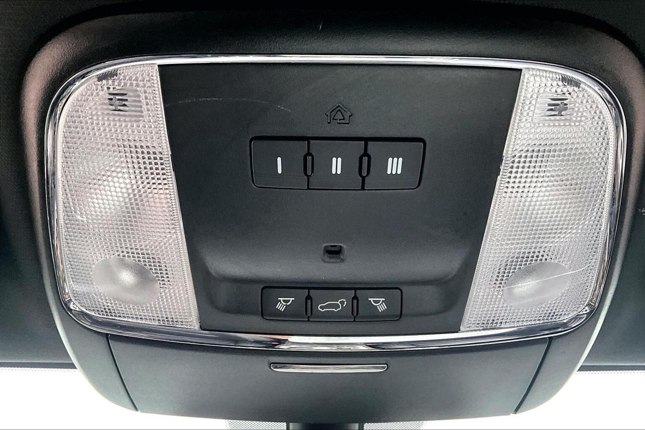 2017 Jeep Grand Cherokee Limited | Heated Leather | Tow Pkg | 4X4 Photo