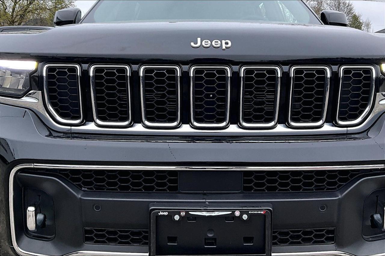 2024 Jeep Grand Cherokee L Overland HEMI V8 | 6Seat | Vented Leather Panoroof Photo