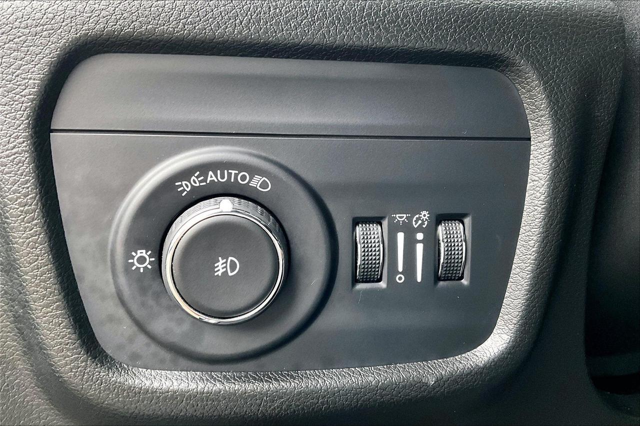 2024 Jeep Grand Cherokee L Overland HEMI V8 | 6Seat | Vented Leather Panoroof Photo
