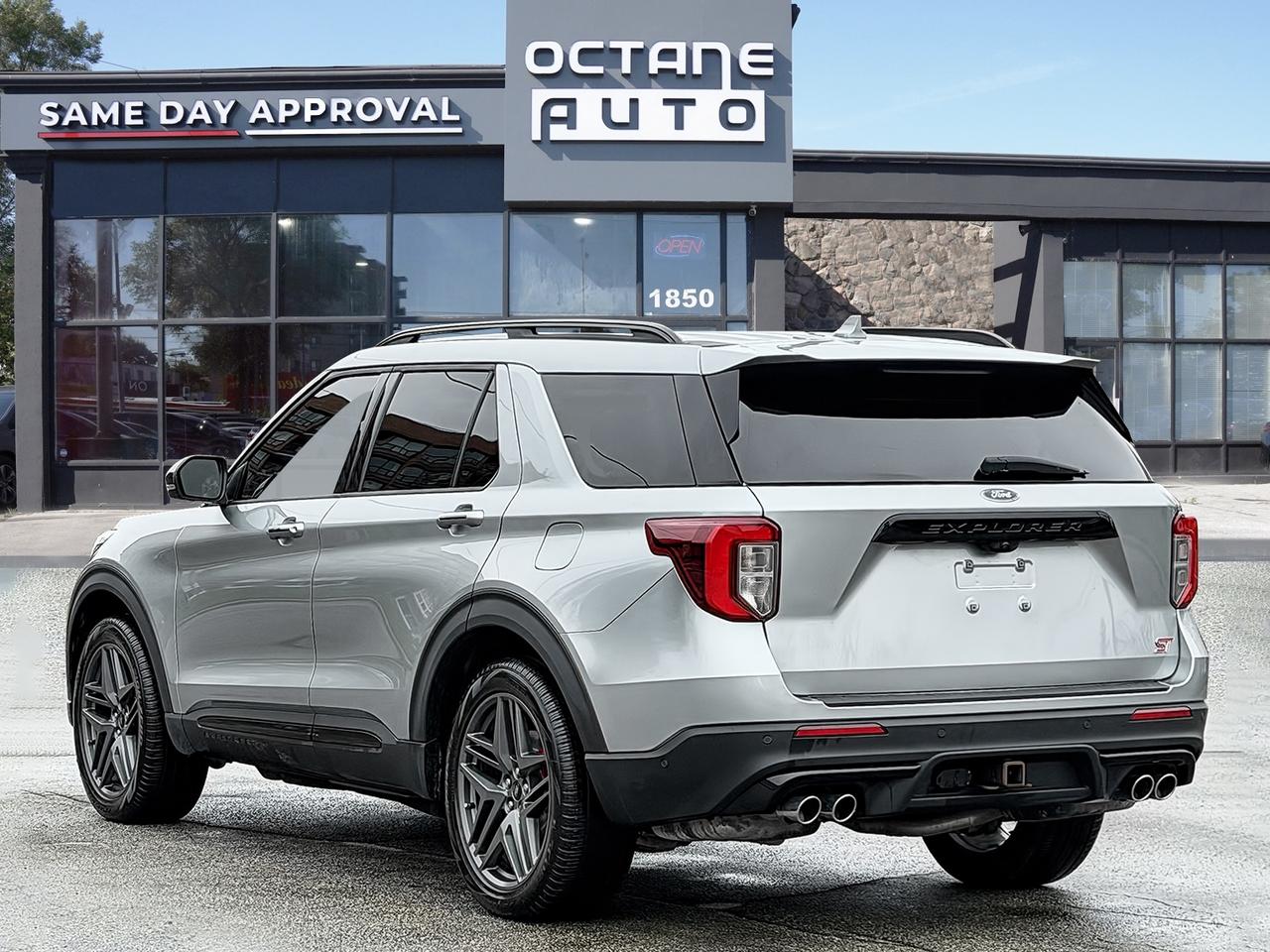 2020 Ford Explorer ST 4WD Photo3