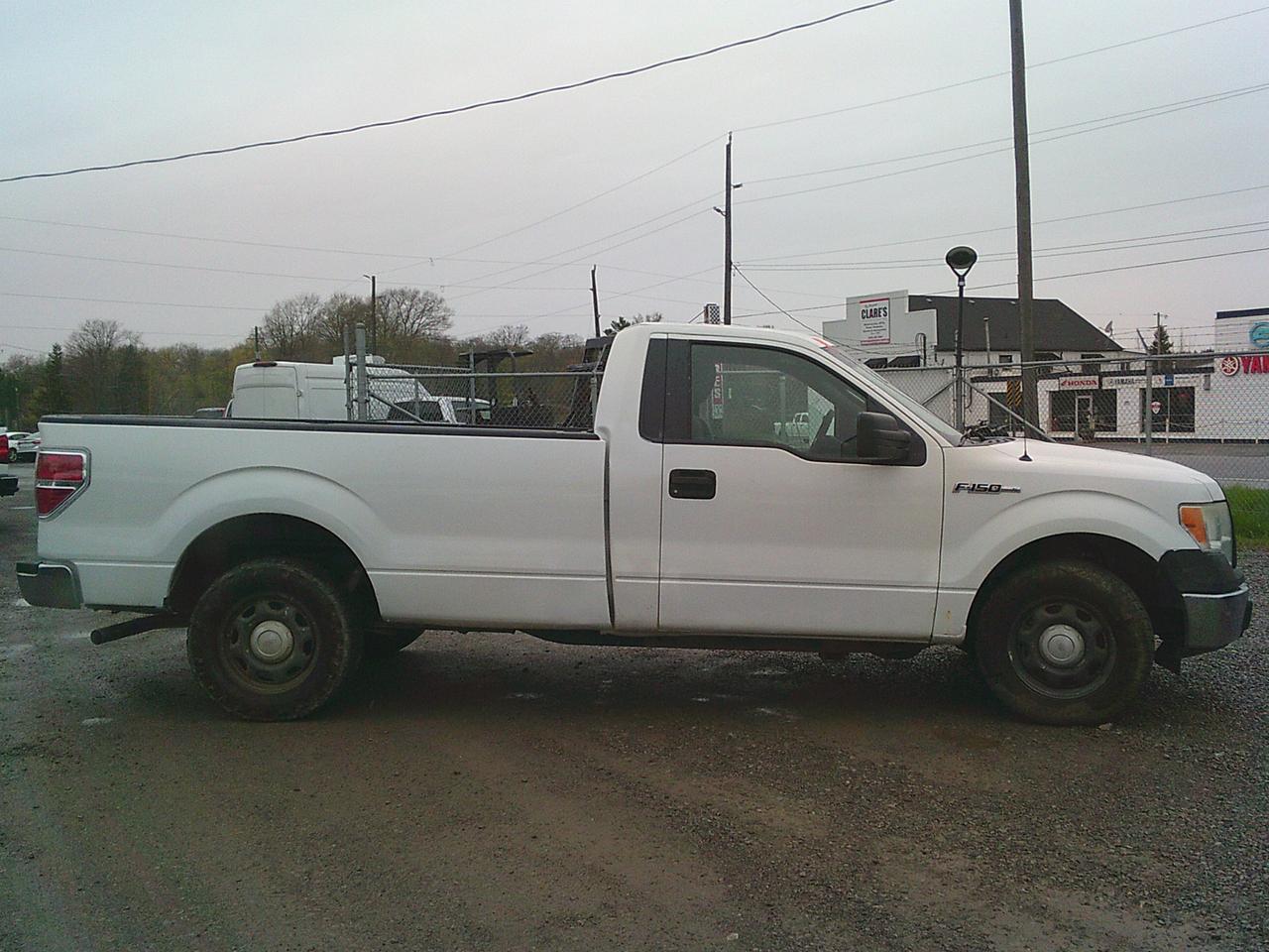 2011 Ford F-150 2WD Reg Cab 145  XL Photo