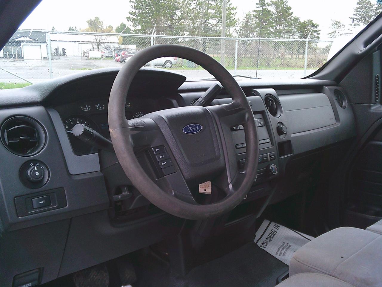 2011 Ford F-150 2WD Reg Cab 145  XL Photo