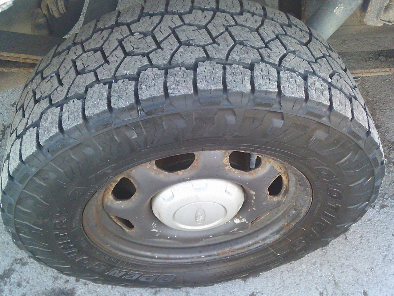 2011 Ford F-150 2WD Reg Cab 145  XL Photo