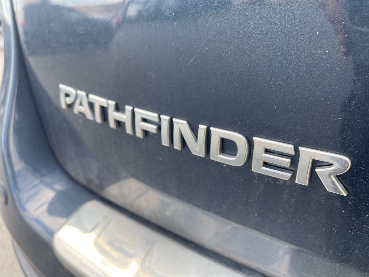 2015 Nissan Pathfinder AS IS Photo