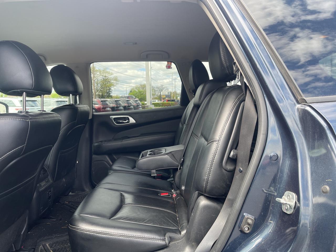 2015 Nissan Pathfinder AS IS Photo