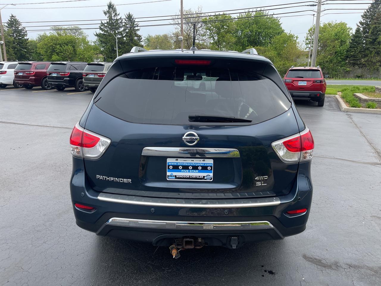 2015 Nissan Pathfinder AS IS Photo