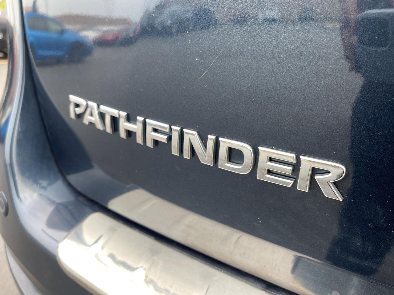 2015 Nissan Pathfinder AS IS Photo