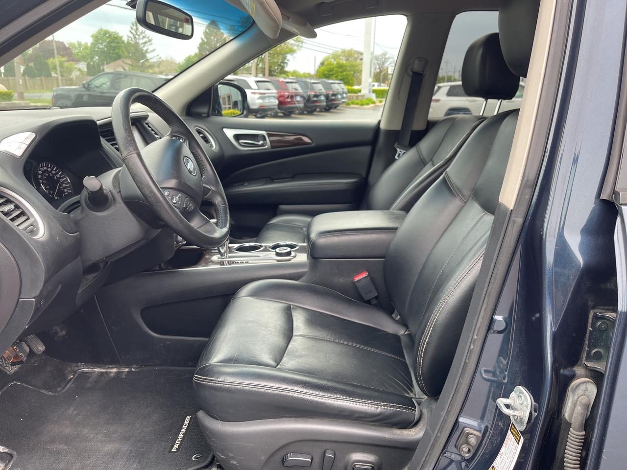 2015 Nissan Pathfinder AS IS Photo