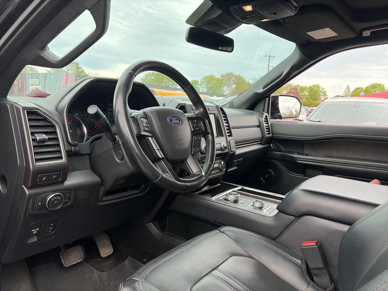 2018 Ford Expedition LTD MAX, 7 PASS, REMOTE START, SUNROOF, LEATHER! Photo