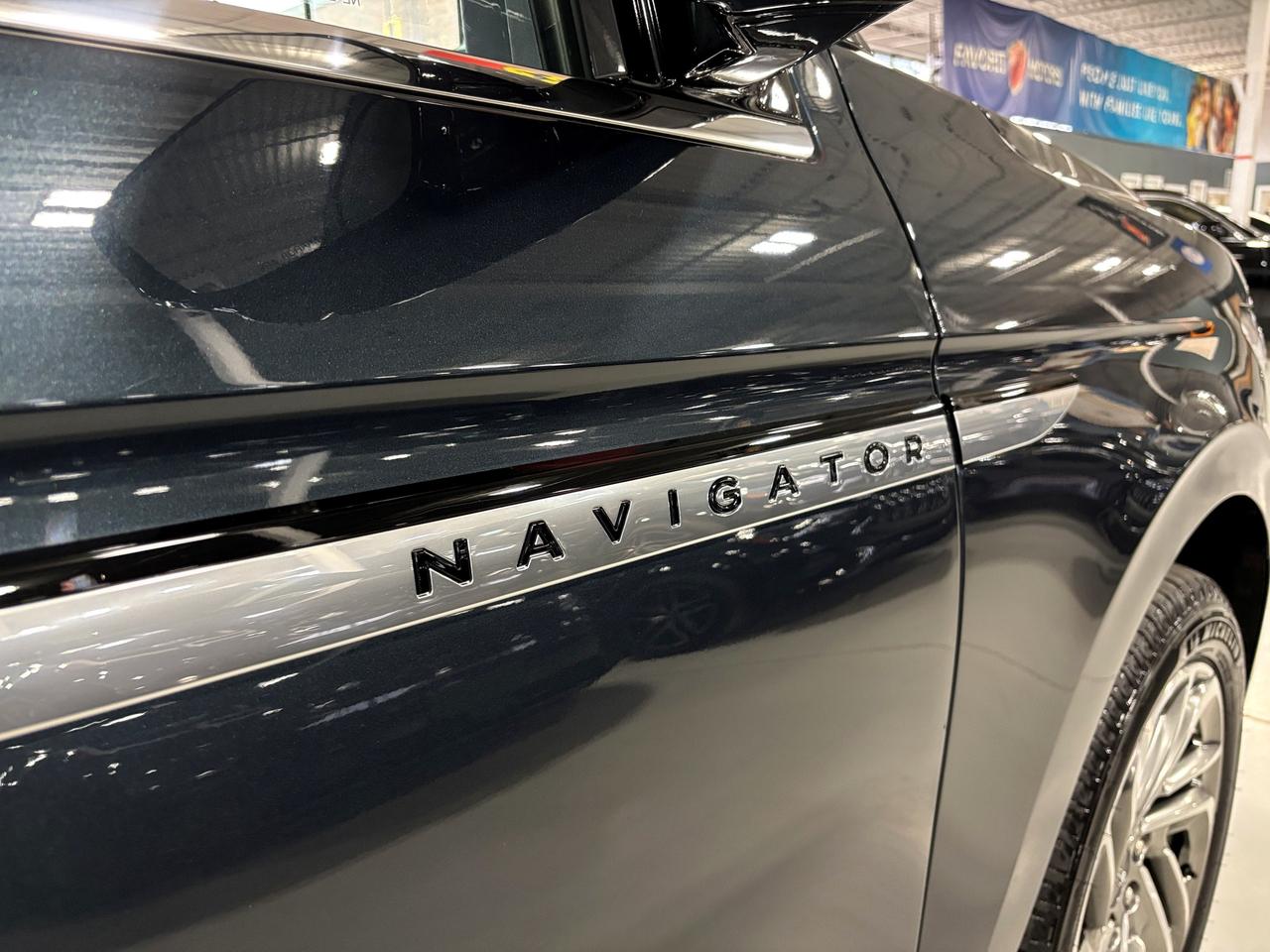 2025 Lincoln Navigator L Reserve| NO LUX TAX |4X4|LOADED|REVELULTIMASOUND Photo