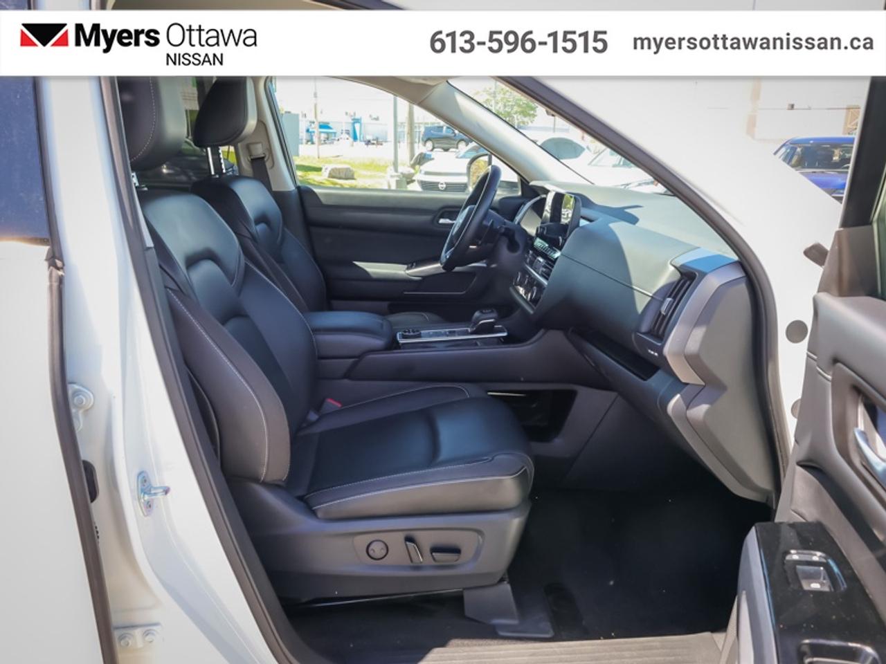 2023 Nissan Pathfinder SL  - Sunroof -  Navigation Photo