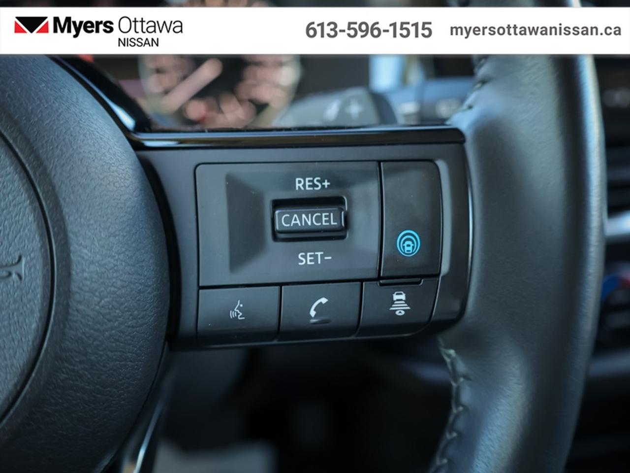2023 Nissan Pathfinder SL  - Sunroof -  Navigation Photo