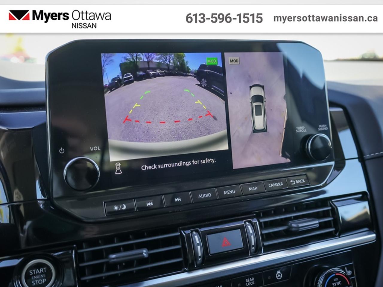 2023 Nissan Pathfinder SL  - Sunroof -  Navigation Photo
