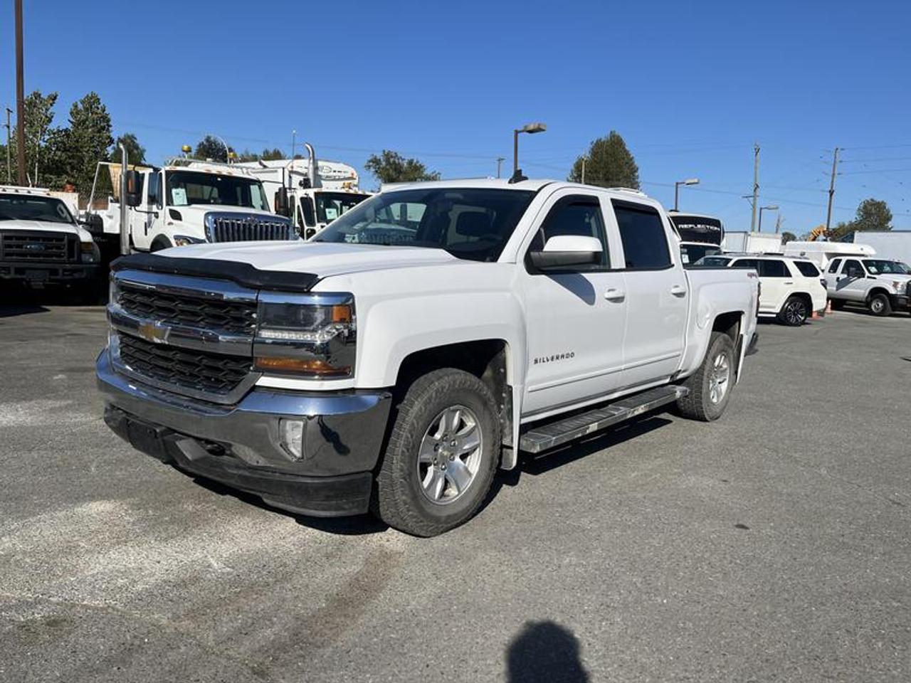 Used 2016 Chevrolet Silverado 1500 LT Crew Cab 4WD for sale in Burnaby, BC