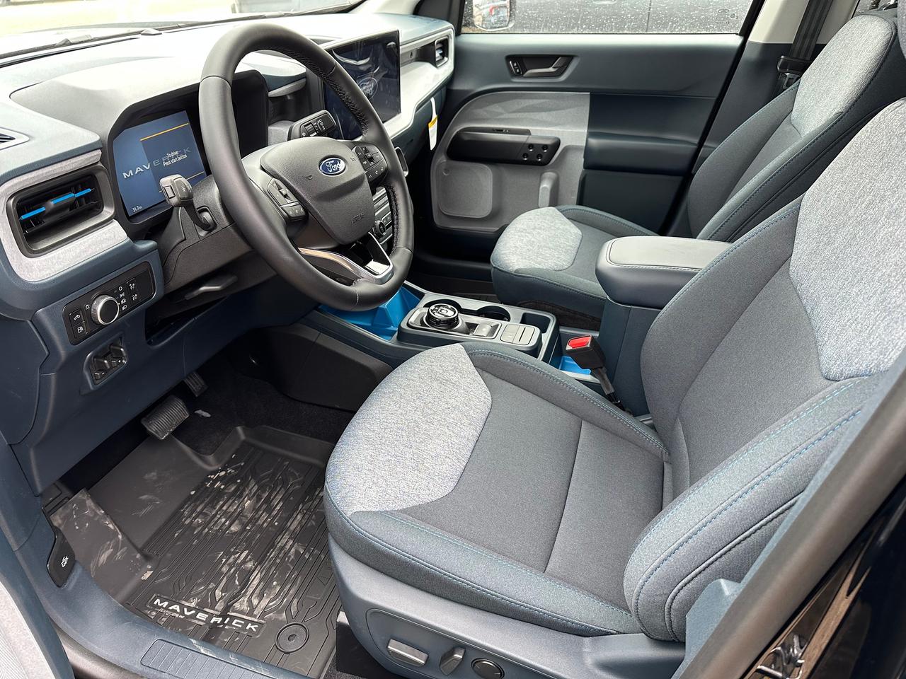 2026 Ford Maverick XLT AWD SuperCrew 301A Photo5