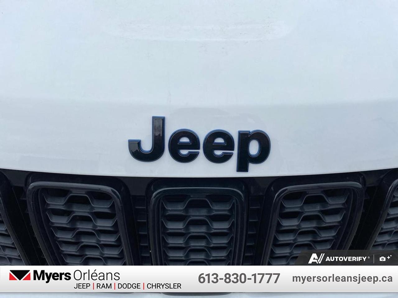 2019 Jeep Grand Cherokee Upland  - Apple CarPlay Photo