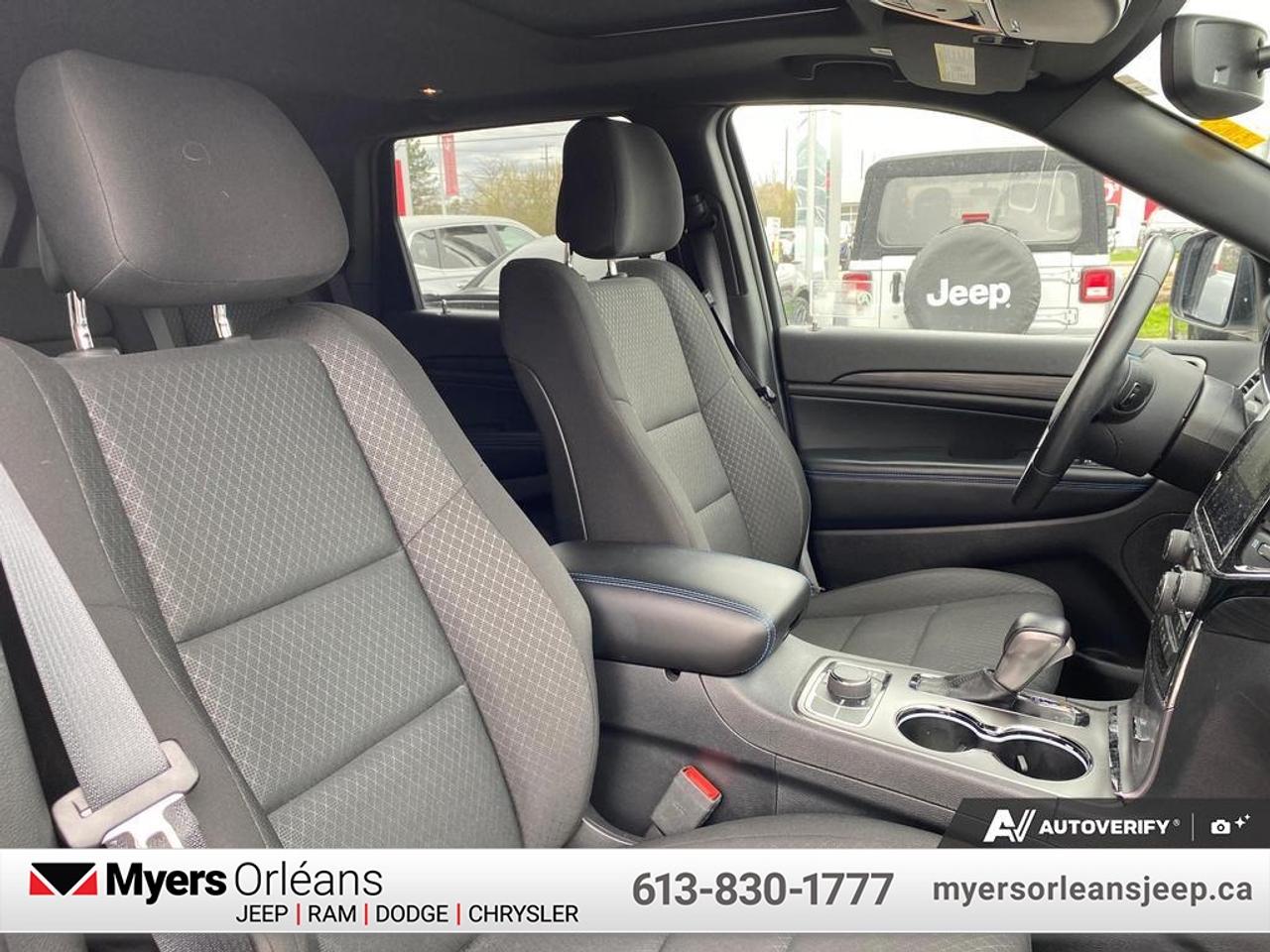 2019 Jeep Grand Cherokee Upland  - Apple CarPlay Photo