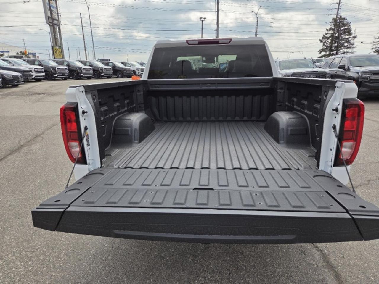 2026 GMC Sierra 1500 Pro  - Apple CarPlay -  Android Auto Photo