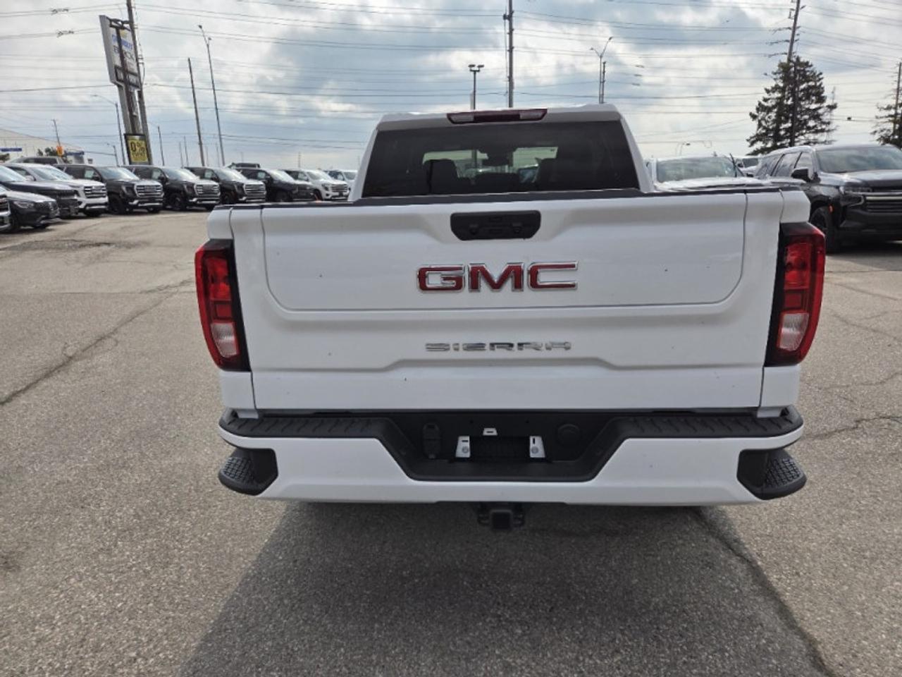 2026 GMC Sierra 1500 Pro  - Apple CarPlay -  Android Auto Photo4