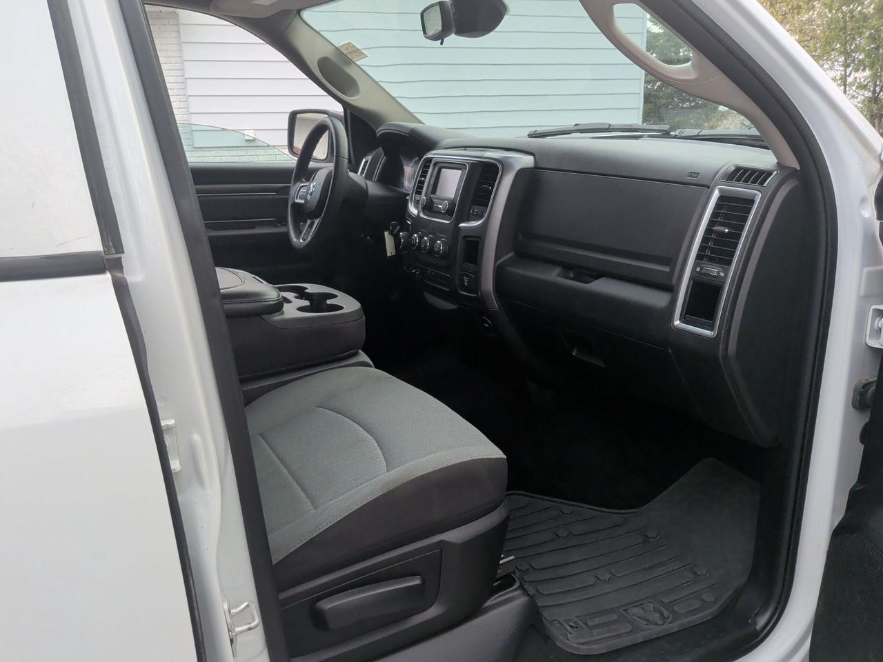 2023 RAM 1500 Classic SLT Photo
