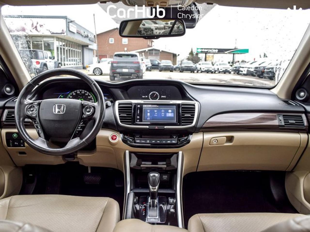 2017 Honda Accord Hybrid Touring Photo
