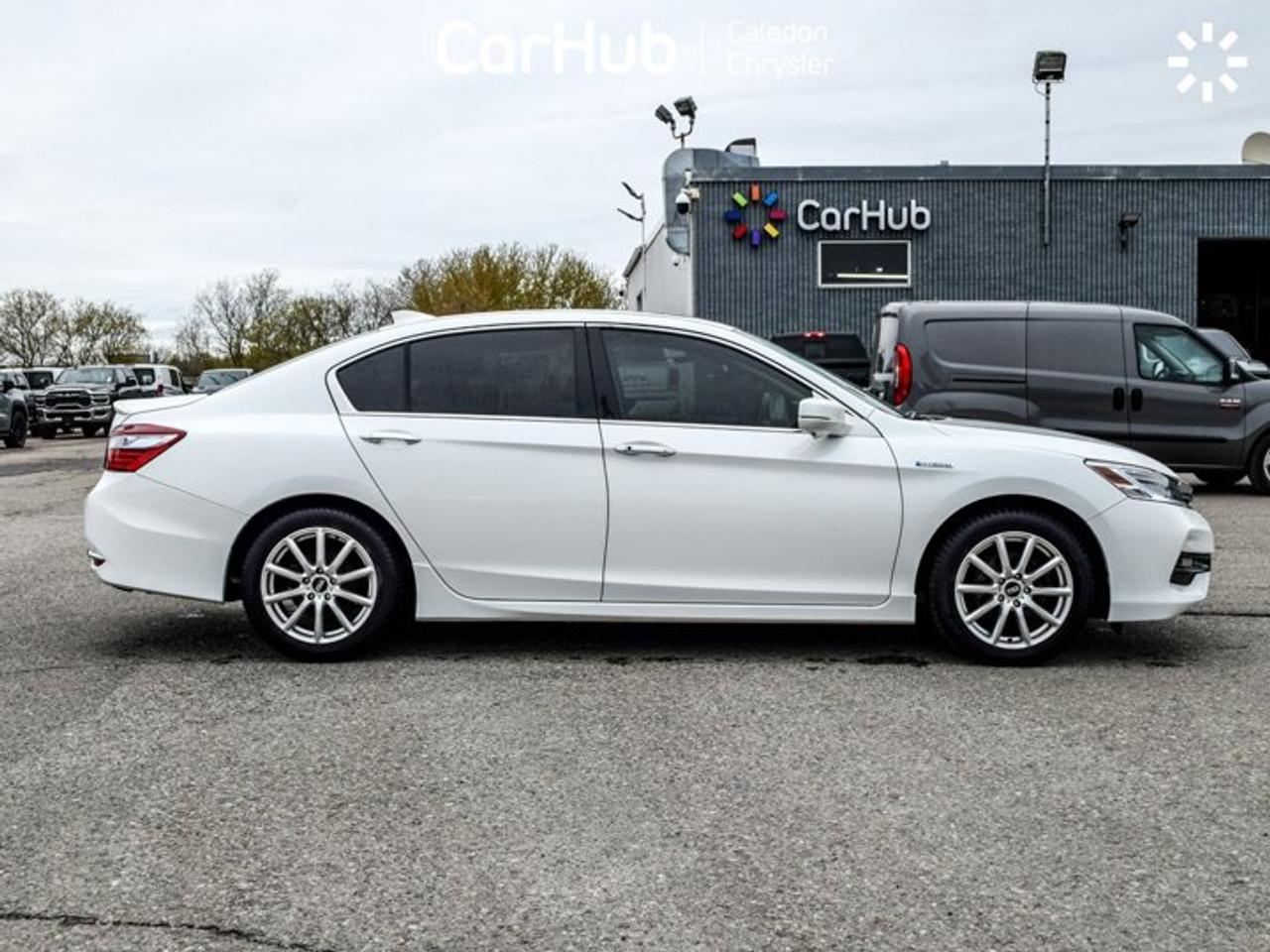 2017 Honda Accord Hybrid Touring Photo