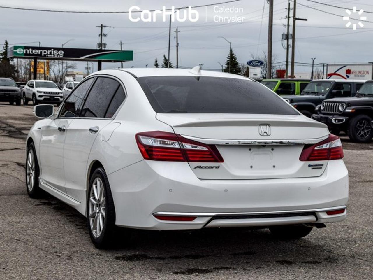 2017 Honda Accord Hybrid Touring Photo