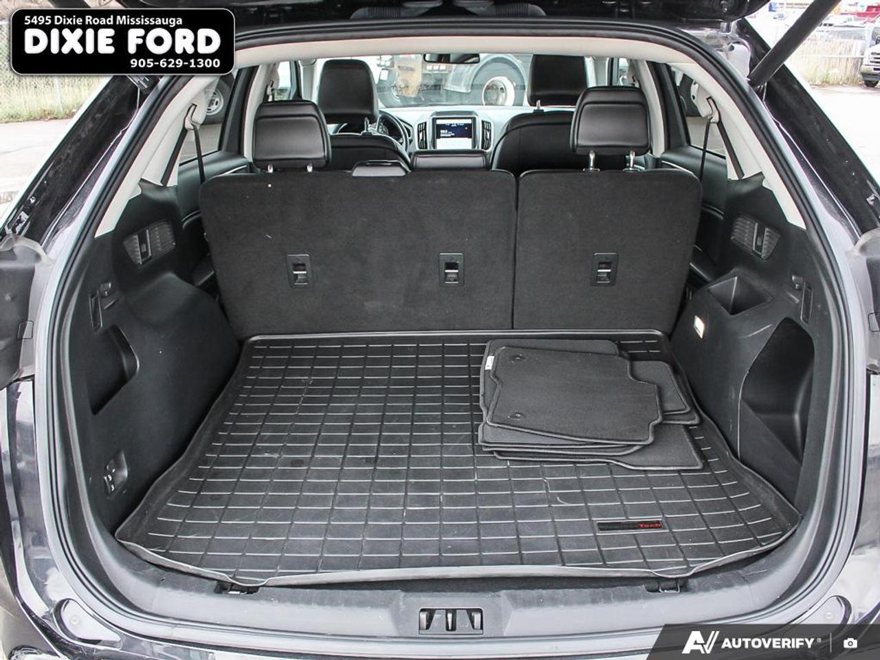 2022 Ford Edge SEL Photo