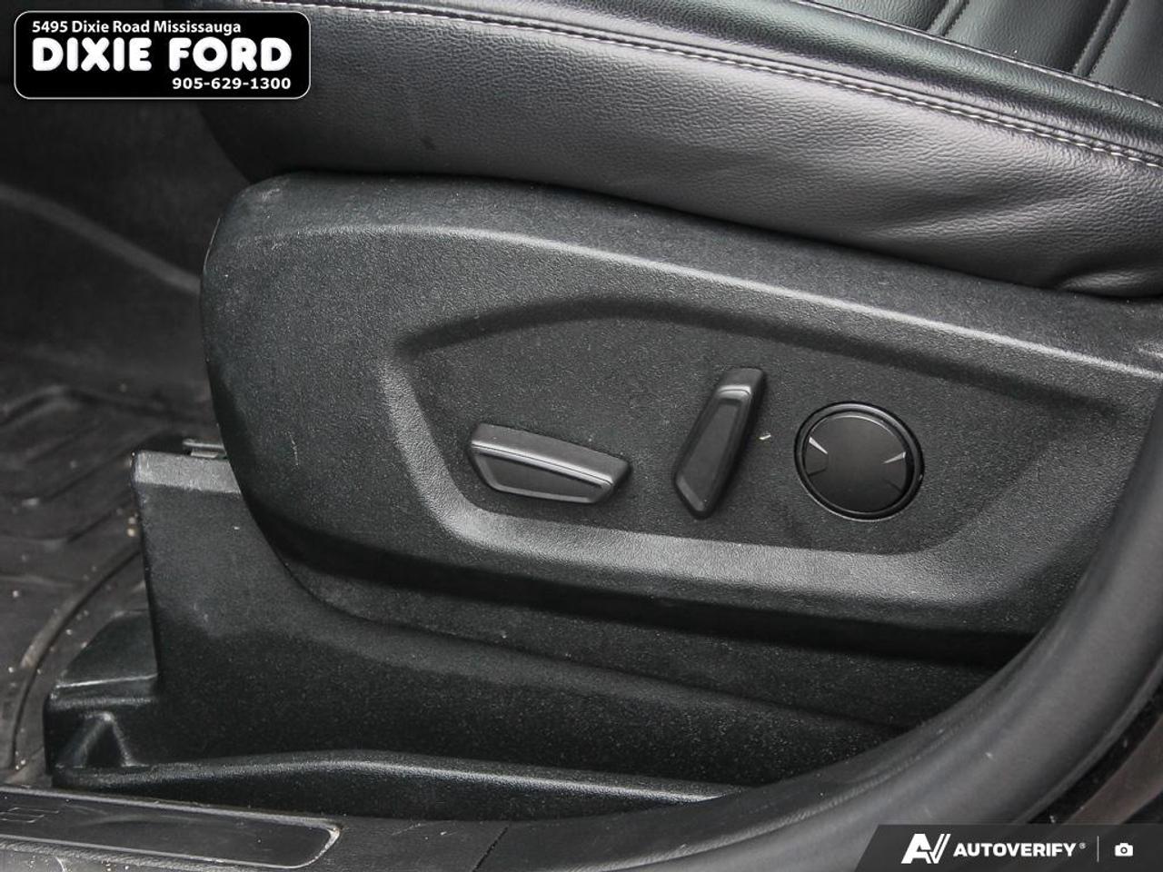 2022 Ford Edge SEL Photo