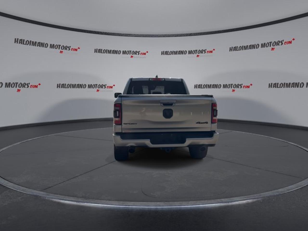 2022 RAM 1500 Sport Crew Cab 5'7 Box 4X4 | No Accidents | Heated Steering Wheel Photo