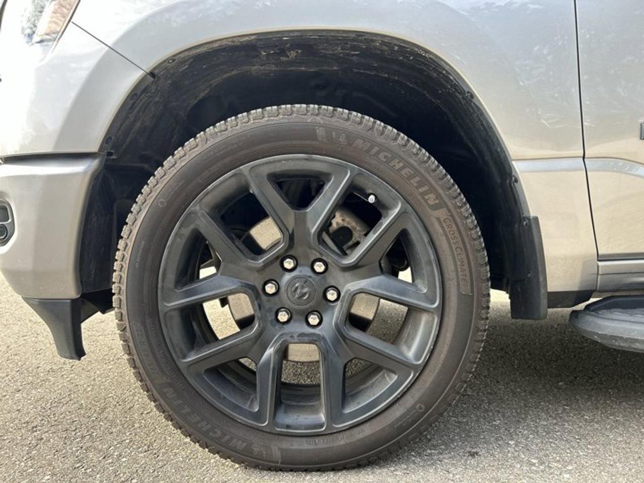 2022 RAM 1500 Sport Crew Cab 5'7 Box 4X4 | No Accidents | Heated Steering Wheel Photo