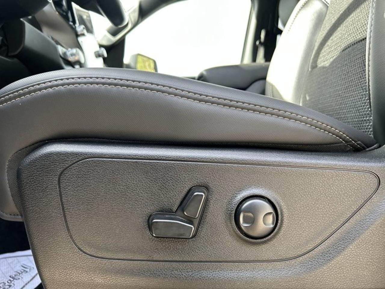 2022 RAM 1500 Sport Crew Cab 5'7 Box 4X4 | No Accidents | Heated Steering Wheel Photo