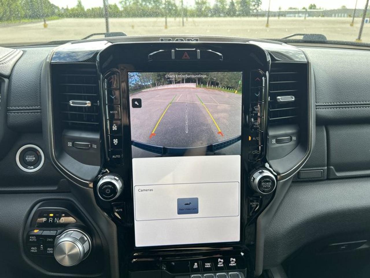 2022 RAM 1500 Sport Crew Cab 5'7 Box 4X4 | No Accidents | Heated Steering Wheel Photo