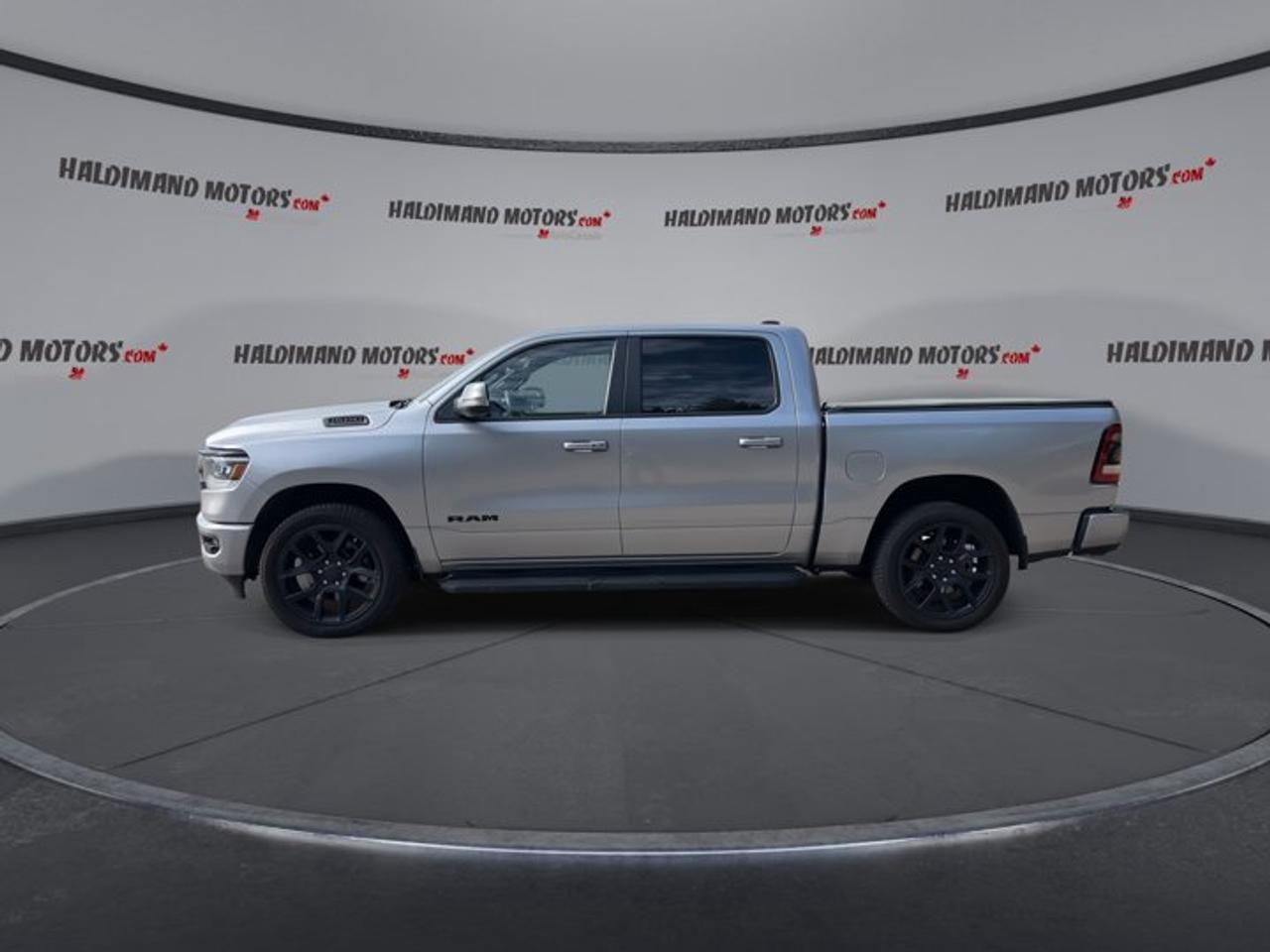 2022 RAM 1500 Sport Crew Cab 5'7 Box 4X4 | No Accidents | Heated Steering Wheel Photo