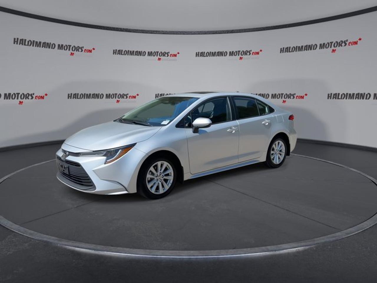 2025 Toyota Corolla LE | No Accidents | Sunroof | Heated Steering Wheel Photo