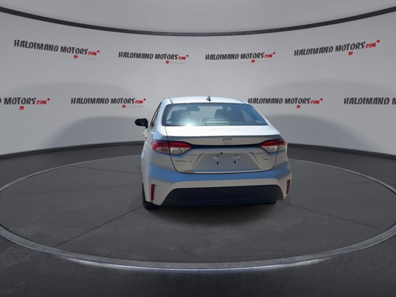 2025 Toyota Corolla LE | No Accidents | Sunroof | Heated Steering Wheel Photo