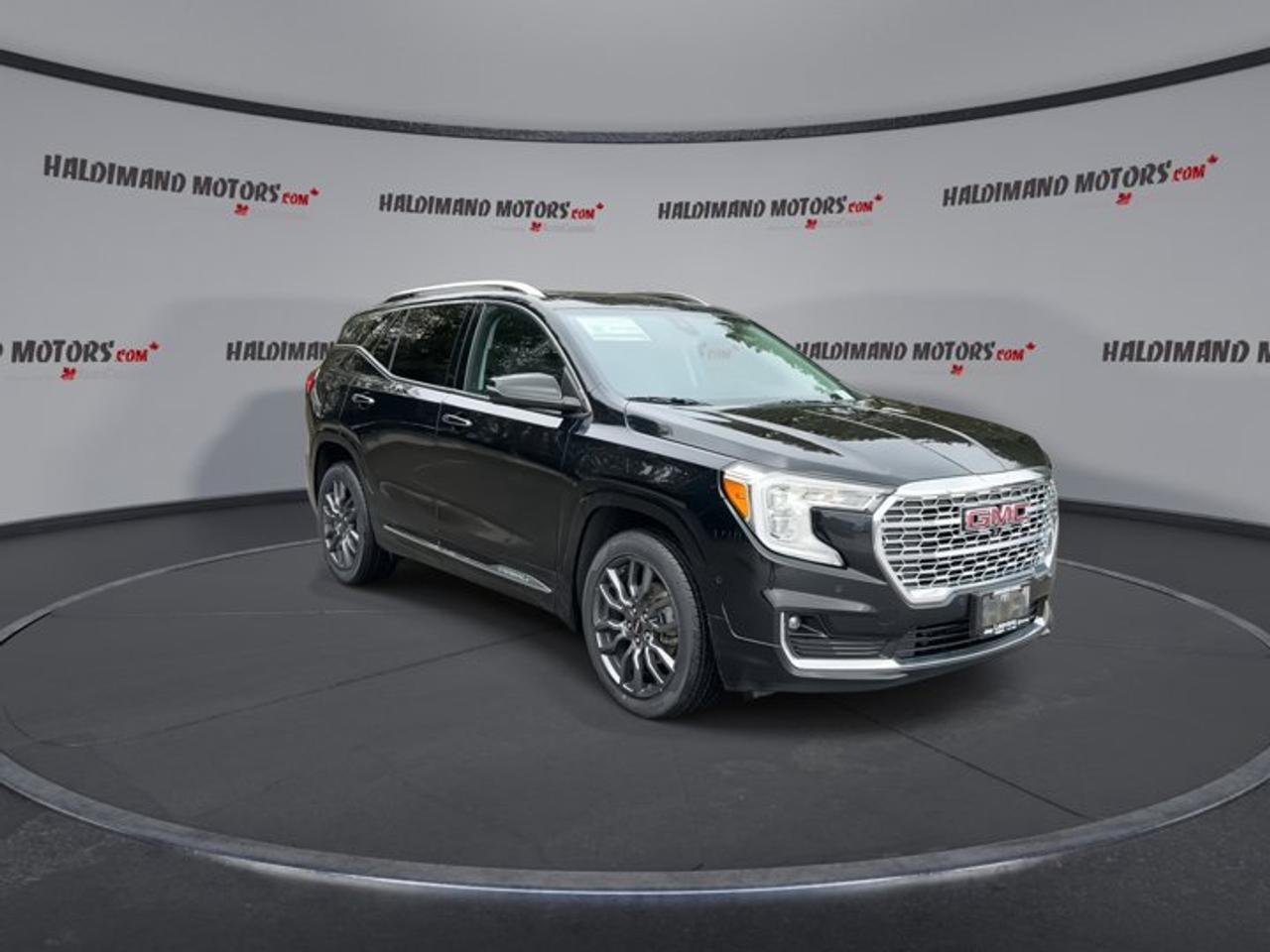 2024 GMC Terrain Denali AWD | No accidents | Panoramic Sunroof | Leather Seats Photo