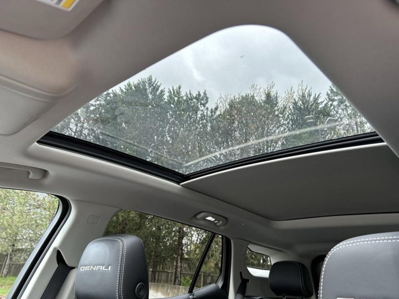 2024 GMC Terrain Denali AWD | No accidents | Panoramic Sunroof | Leather Seats Photo
