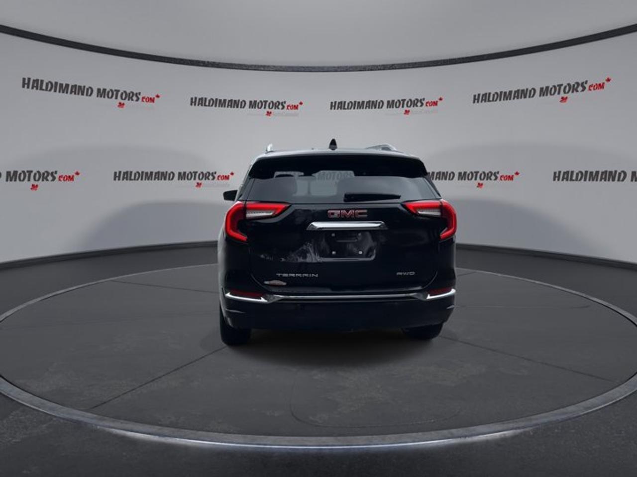 2024 GMC Terrain Denali AWD | No accidents | Panoramic Sunroof | Leather Seats Photo