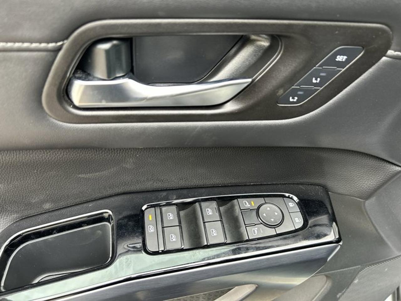 2024 Nissan Pathfinder SL 4WD | Leather Seats | 360 Camera | Heated Steering Wheel Photo