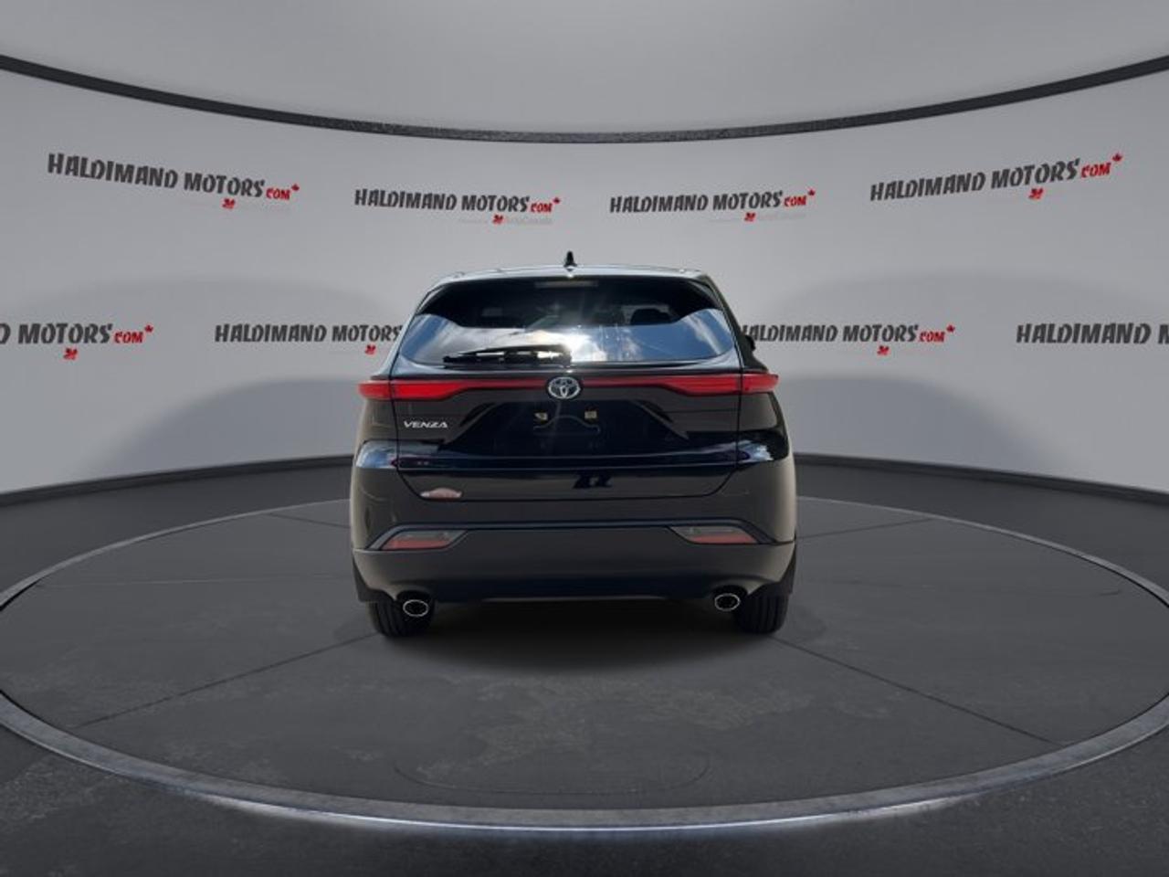 2023 Toyota Venza LE AWD | No Accidents | Adaptive Cruise Photo